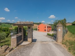  VILLA FOR SALE IN MAGLIANO DI TENNA IN THE MARCHE REGION with panoramic view is located in a beautiful area of Magliano di Tenna, province of the Marche Region ,Italy
